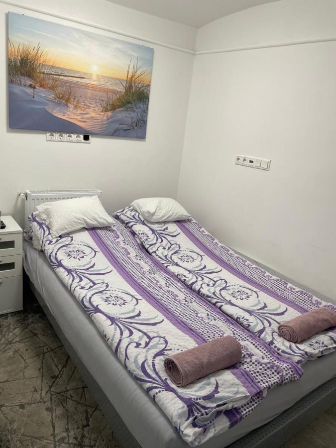 Centrum Wellness Hostel Debrecen Exterior photo